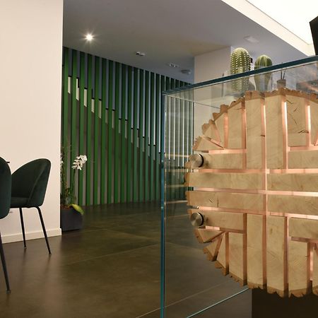 Outside Boutique Hotel Foggia Ngoại thất bức ảnh