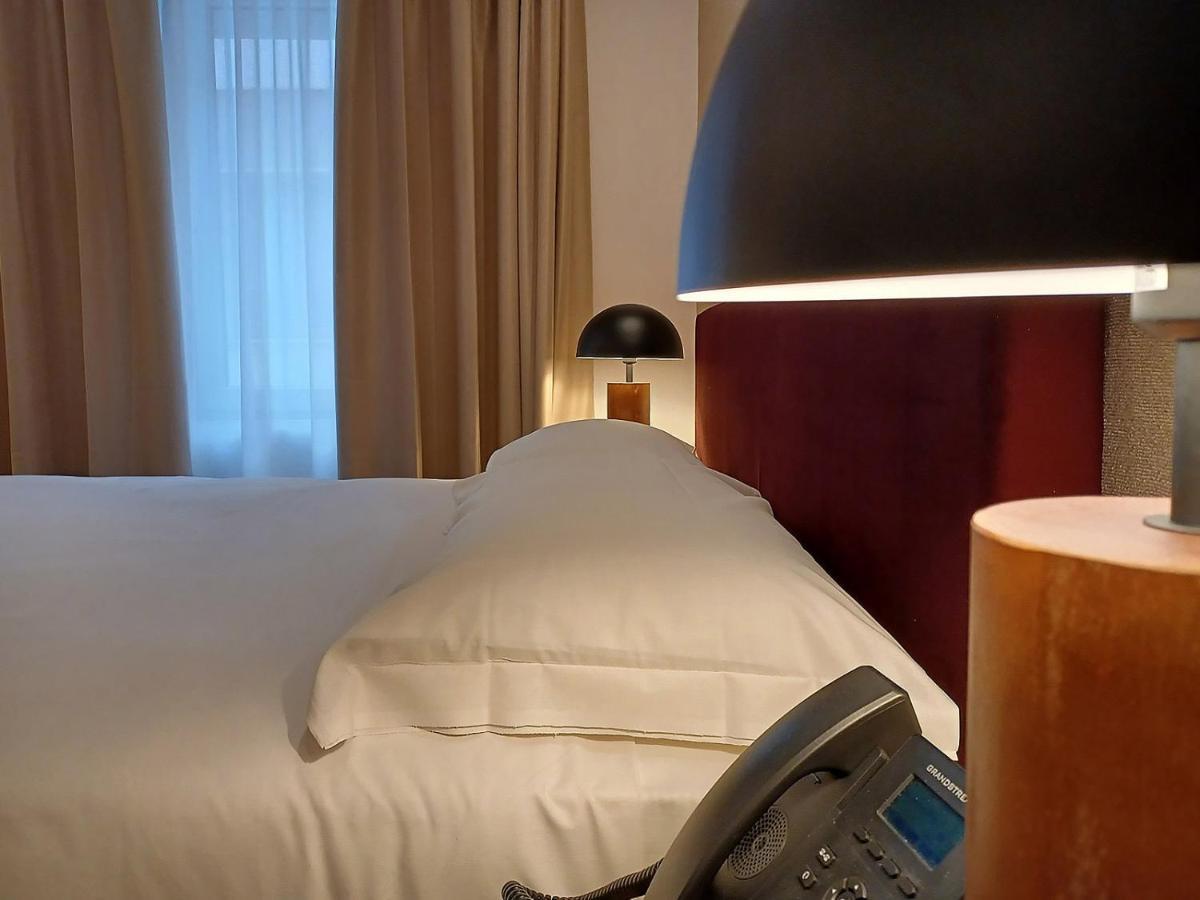 Outside Boutique Hotel Foggia Ngoại thất bức ảnh
