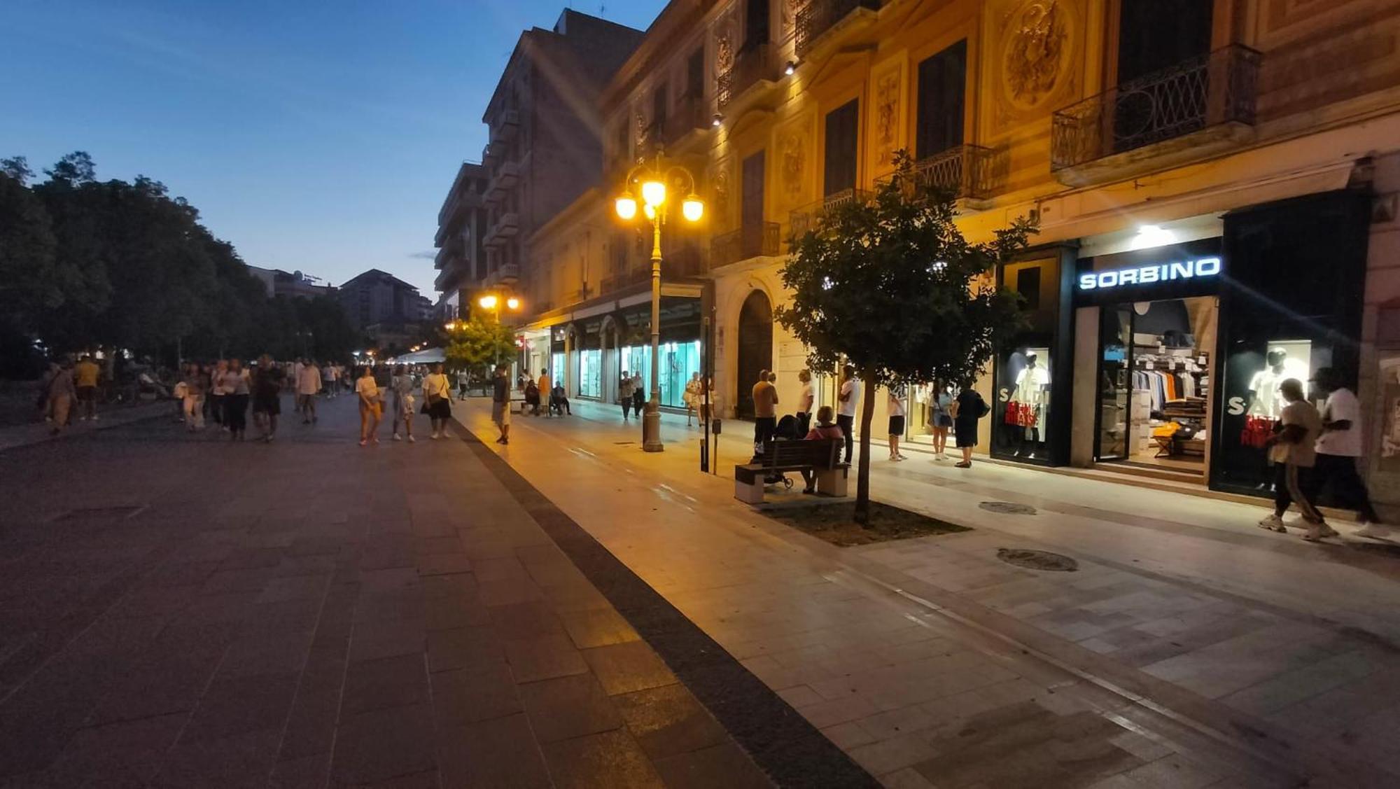 Outside Boutique Hotel Foggia Ngoại thất bức ảnh