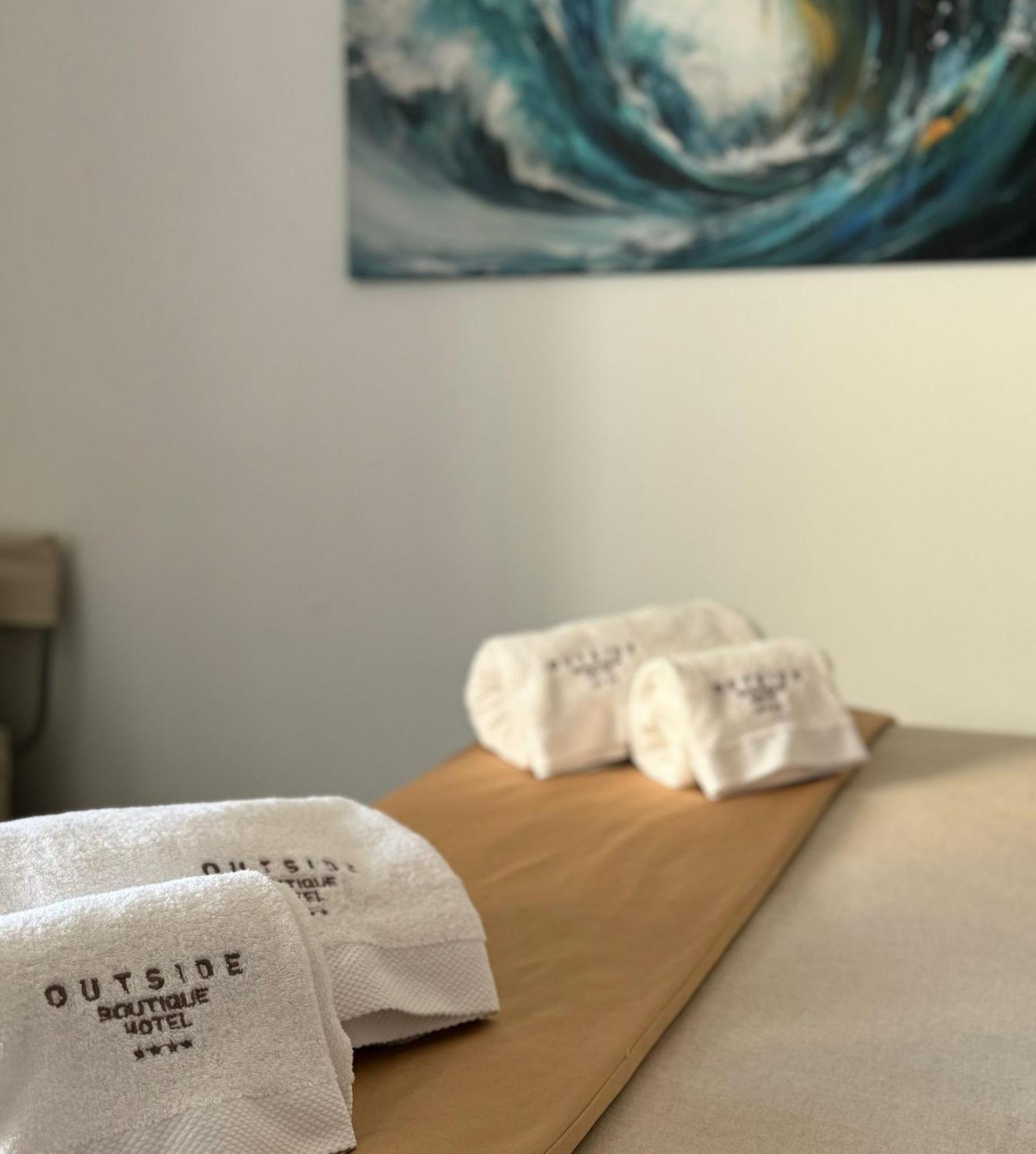 Outside Boutique Hotel Foggia Ngoại thất bức ảnh