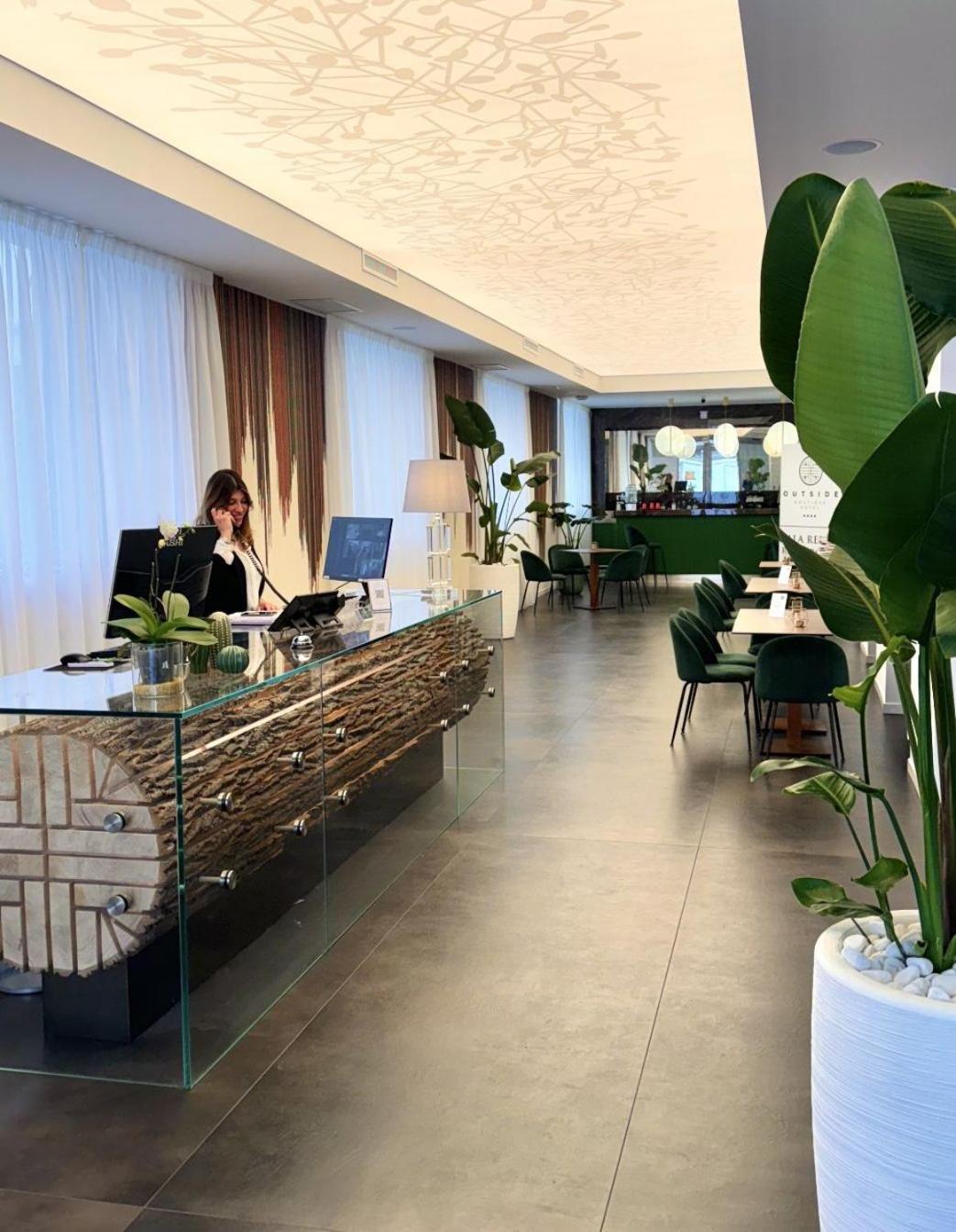Outside Boutique Hotel Foggia Ngoại thất bức ảnh